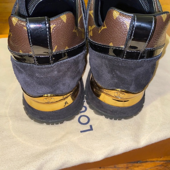 LOUIS VUITTON SNEAKERS - Picture 3 of 5